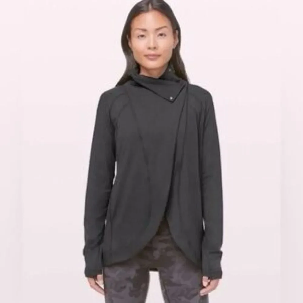 Lululemon Rulu Rally Wrap Long Sleeve Jacket Top Size 4 Black